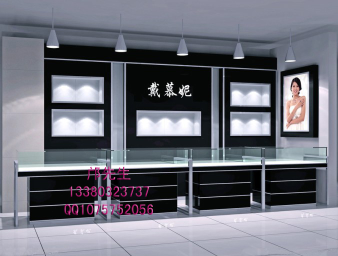 戴慕妮银饰展示柜