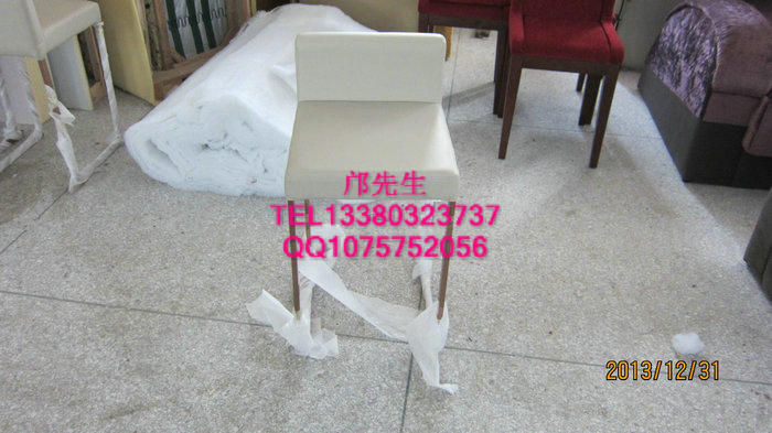 不锈钢珠宝凳子