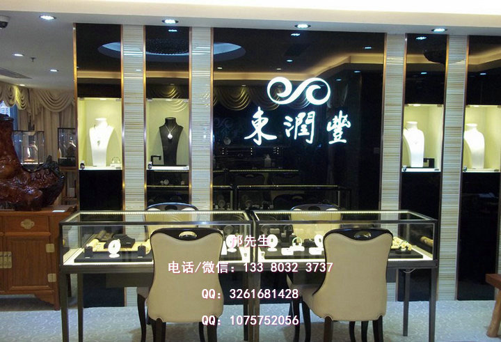 东润堂玉石卡地亚展柜