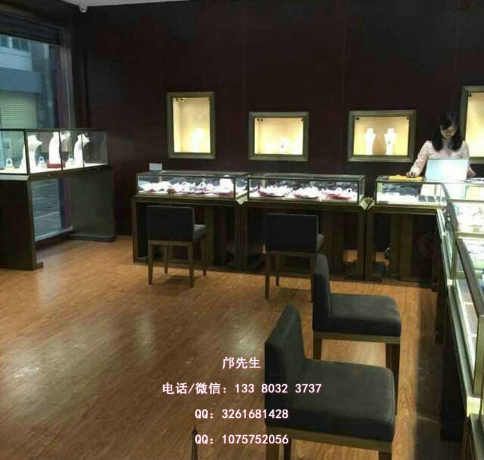 东润堂玉石卡地亚展柜