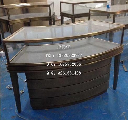 卡地亚珠宝展柜