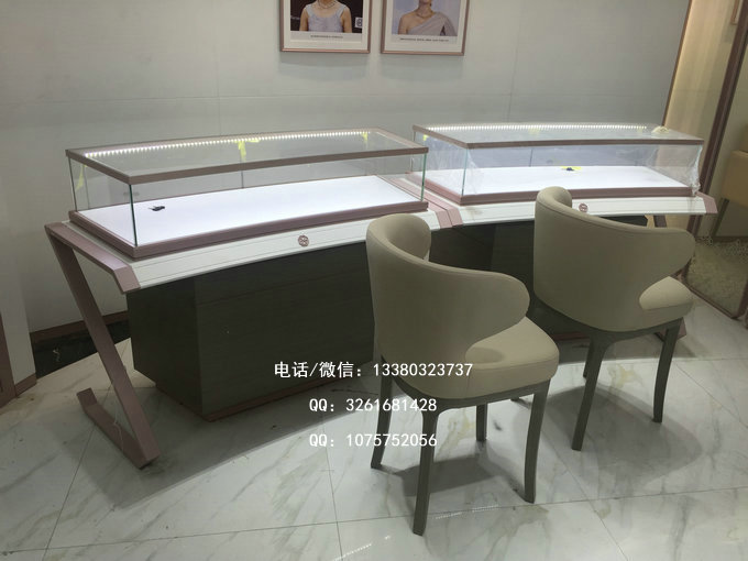 钻石世家柜台