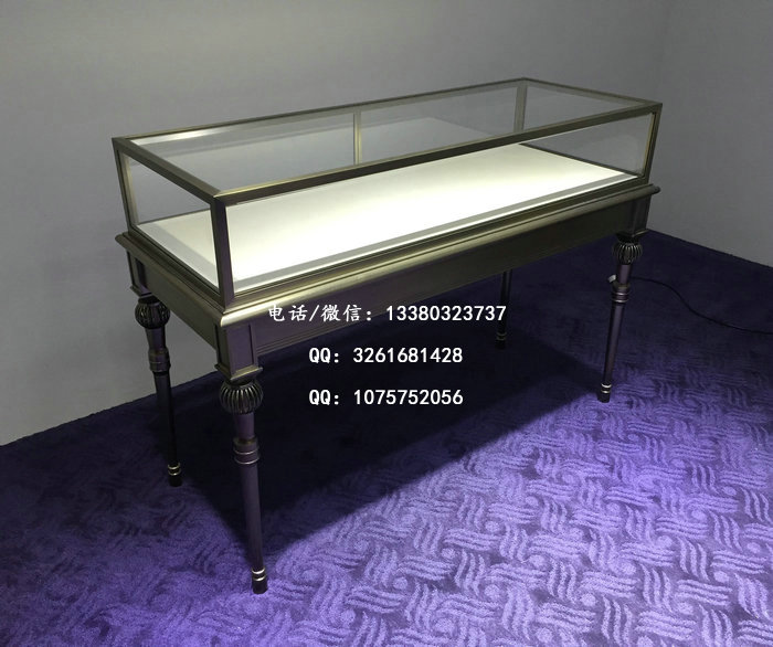 卡地亚珠宝展柜