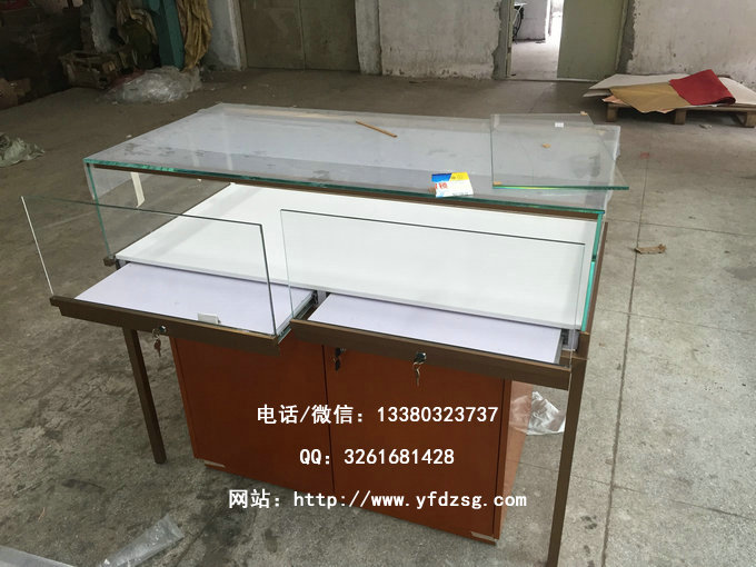 珠宝展柜