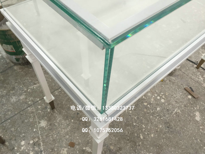 不锈钢珠宝展柜制作