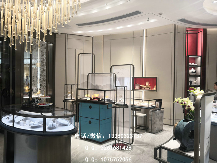 萃华珠宝新中式旗展柜案例（北京世纪金源店）