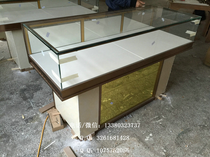 珠宝展示柜