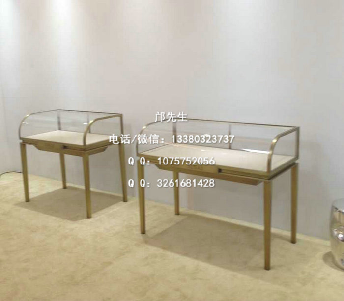 卡地亚珠宝展柜