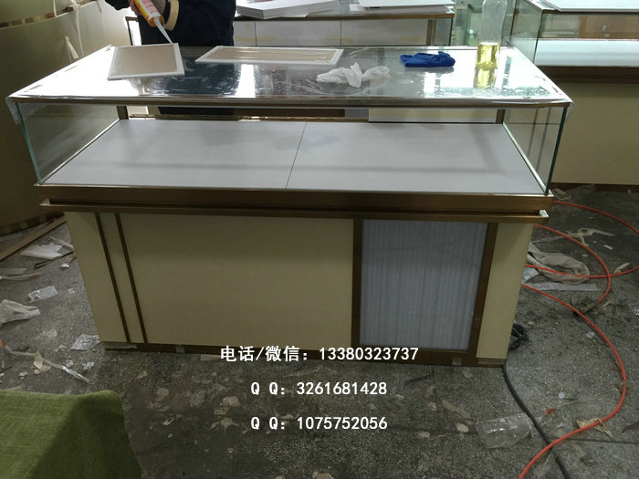 珠宝展示柜
