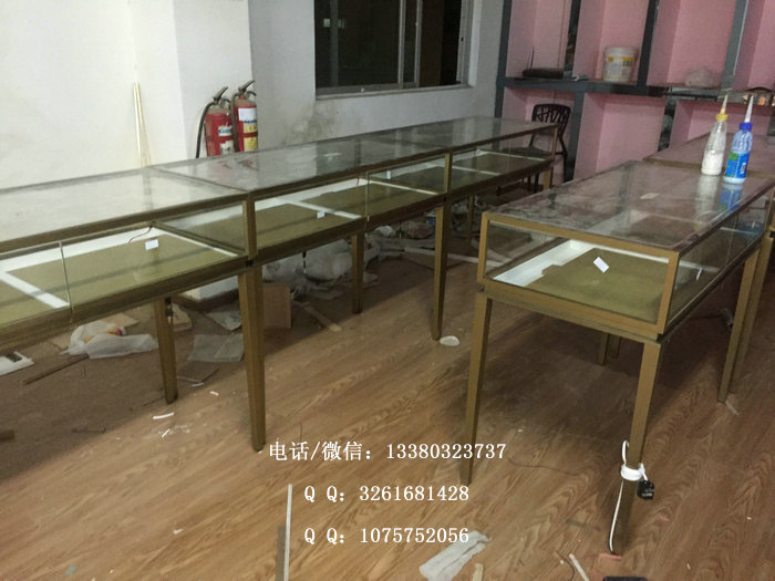 不锈钢珠宝展柜