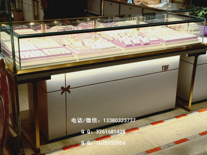 珠宝展示柜