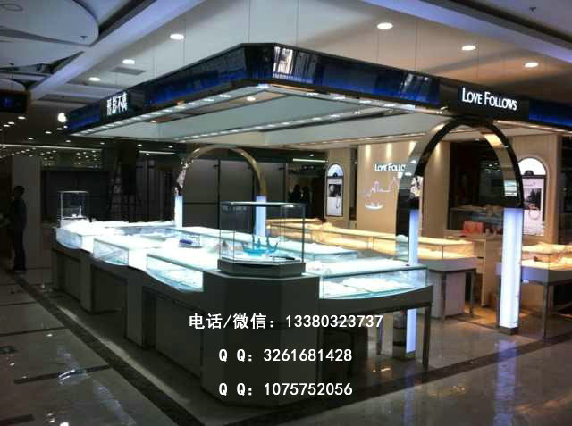 形影不离商场珠宝展柜