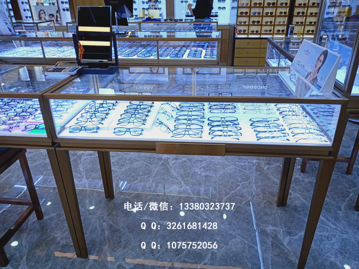 不锈钢眼镜展柜