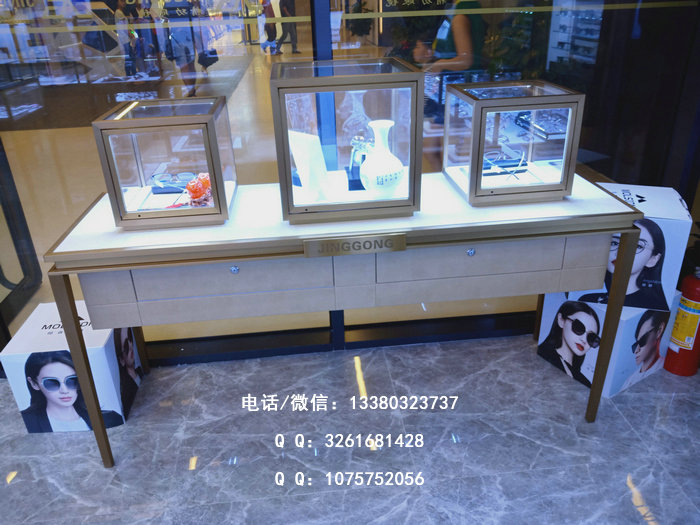 眼镜展示柜