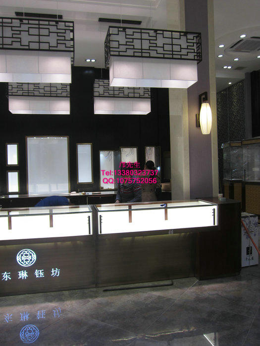 珠宝展示柜
