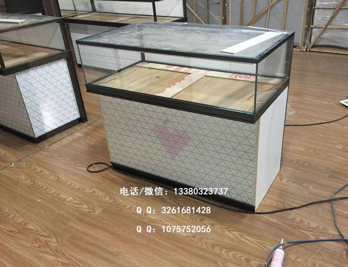珠宝展示柜