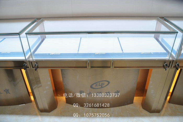 珠宝展示柜