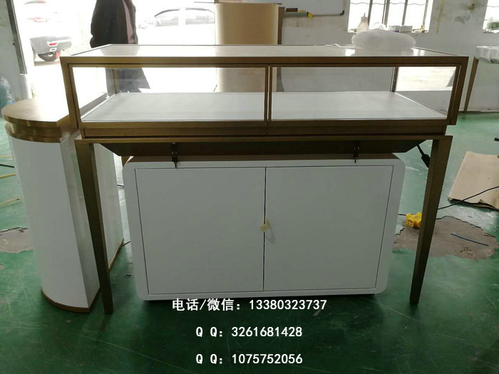 珠宝展柜